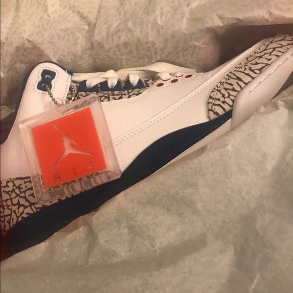 Jordan “True Blue” 3s size 10 - Picture 2 of 3